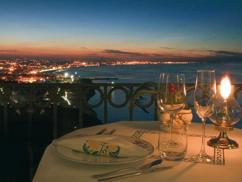 Hotel Posillipo Gabicce Mare Exterior photo