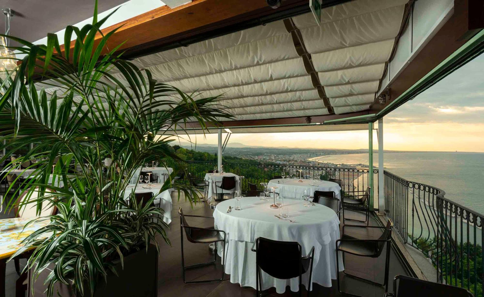 Hotel Posillipo Gabicce Mare Exterior photo